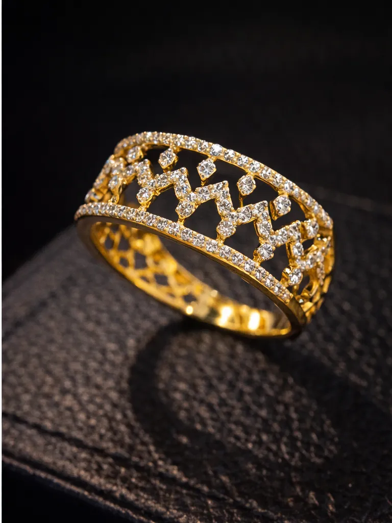 14K Gold Diamond Elegant Band Ring (Zigzag Pattern Design)